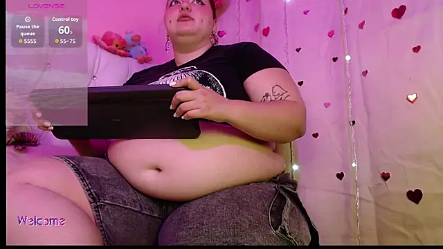 Snapshot of HECATE_23 chatting on March 27, 2026, 3:01 pm HECATE 23 online show from March 27, 2026, 3:01 pm