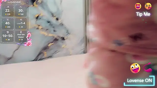 Rubi 30 online show from December 15, 2025, 11:25 am