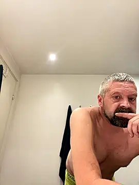 Snapshot of northman1977 chatting on October 10, 2025, 2:16 pm northman1977 online show from October 10, 2025, 2:16 pm