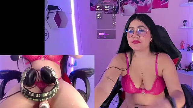 Snapshot of DanielaHang chatting on December 14, 2024, 1:27 pm DanielaHang online show from December 14, 2024, 1:27 pm