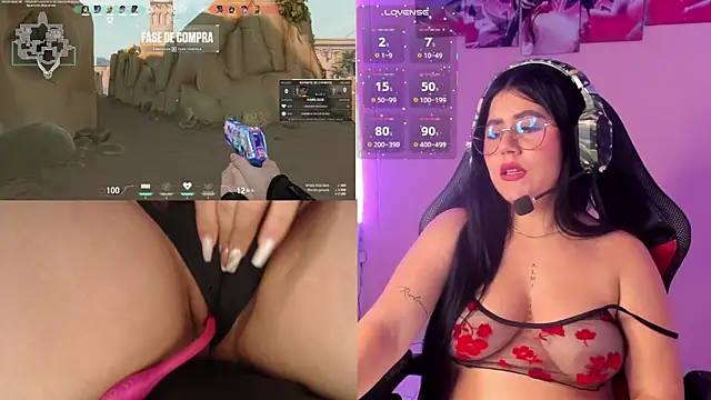 Snapshot of DanielaHang chatting on January 28, 2025, 4:08 pm DanielaHang online show from January 28, 2025, 4:08 pm