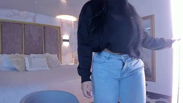 Snapshot of PaulinaDuarte chatting on June 6, 2026, 11:37 am PaulinaDuarte online show from June 6, 2026, 11:37 am