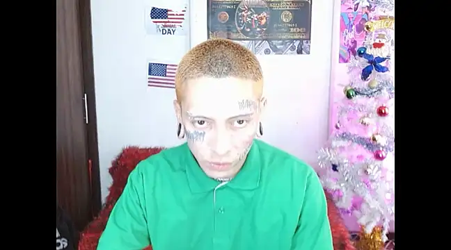 Snapshot of deivid_estrada chatting on January 4, 2025, 2:46 pm deivid estrada online show from January 4, 2025, 2:46 pm