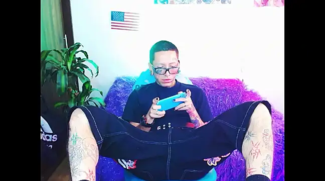 Snapshot of deivid_estrada chatting on January 24, 2025, 5:53 pm deivid estrada online show from January 24, 2025, 5:53 pm