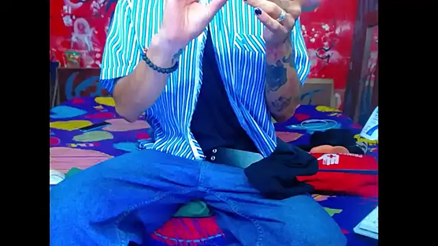 Snapshot of deivid_estrada chatting on March 21, 2025, 4:18 pm deivid estrada online show from March 21, 2025, 4:18 pm