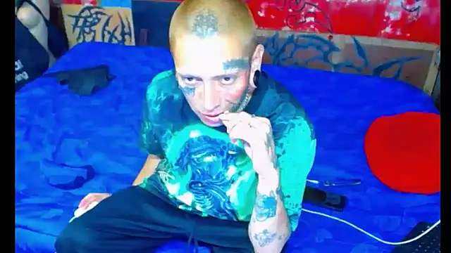 Snapshot of deivid_estrada chatting on October 2, 2025, 4:14 pm deivid estrada online show from October 2, 2025, 4:14 pm