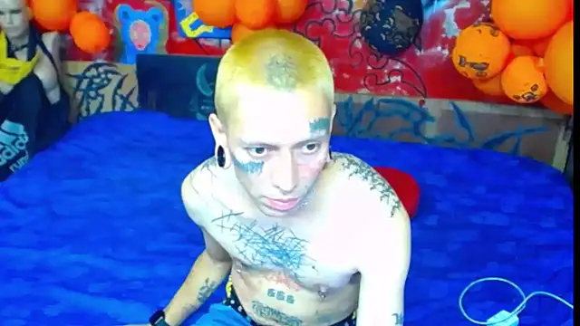 Snapshot of deivid_estrada chatting on October 18, 2025, 4:41 pm deivid estrada online show from October 18, 2025, 4:41 pm