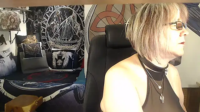 TittenMichelle online show from July 12, 2026, 3:52 am