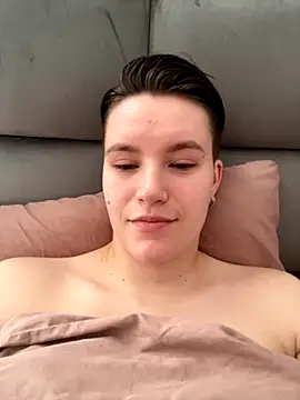 JessieFlower online show from November 1, 2025, 8:16 am