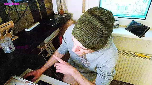 Snapshot of BongChannel chatting on January 5, 2025, 3:02 pm BongChannel online show from January 5, 2025, 3:02 pm