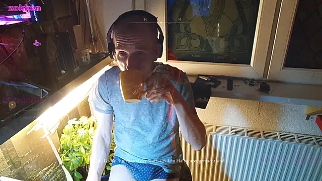 Snapshot of BongChannel chatting on January 14, 2025, 5:08 am BongChannel online show from January 14, 2025, 5:08 am