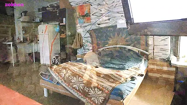 Snapshot of BongChannel chatting on January 27, 2025, 12:58 pm BongChannel online show from January 27, 2025, 12:58 pm