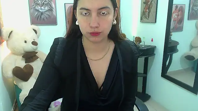 Snapshot of Cristal_erotik chatting on February 25, 2025, 1:28 pm Cristal erotik online show from February 25, 2025, 1:28 pm