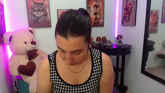 Snapshot of Cristal_erotik chatting on March 20, 2025, 6:42 pm Cristal erotik online show from March 20, 2025, 6:42 pm