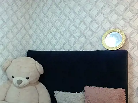 Emma-Wilson online show from February 7, 2026, 12:31 pm