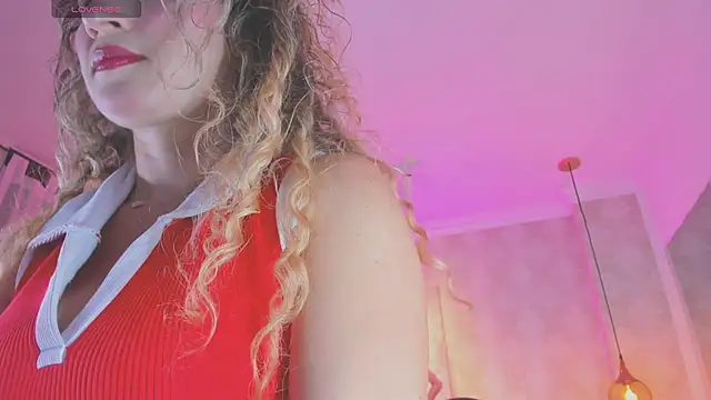 Shantall   online show from May 5, 2026, 11:07 am
