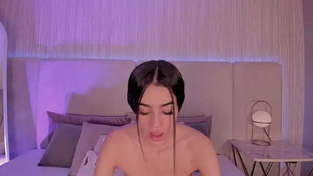 Snapshot of MALENA-ANGEL chatting on October 17, 2025, 8:55 pm MALENA-ANGEL online show from October 17, 2025, 8:55 pm