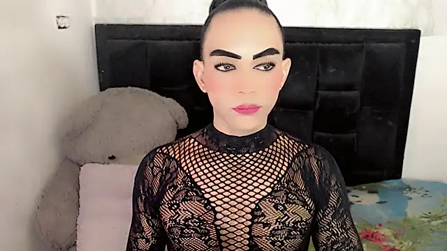 Michell Queen online show from November 26, 2025, 5:08 am