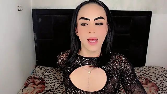 Michell Queen online show from May 7, 2026, 3:34 am