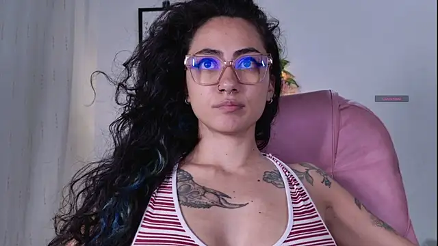Snapshot of paula_brunette chatting on July 17, 2026, 5:36 am paula brunette online show from July 17, 2026, 5:36 am