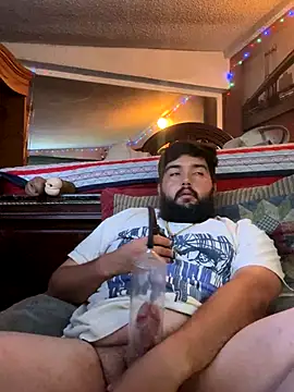 bigdickgio6923 online show from December 21, 2025, 3:46 am