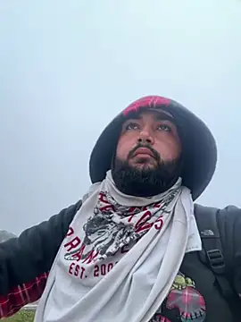 Snapshot of bigdickgio6923 chatting on February 13, 2026, 1:07 pm bigdickgio6923 online show from February 13, 2026, 1:07 pm