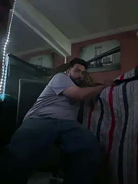 Snapshot of bigdickgio6923 chatting on February 22, 2026, 9:35 pm bigdickgio6923 online show from February 22, 2026, 9:35 pm