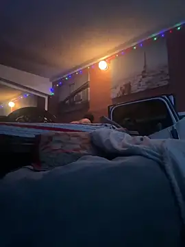 Snapshot of bigdickgio6923 chatting on March 17, 2026, 10:57 pm bigdickgio6923 online show from March 17, 2026, 10:57 pm