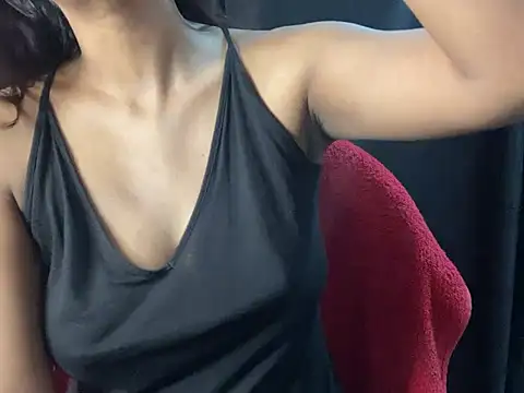 Sexy trisha  7 online show from December 30, 2024, 12:43 am