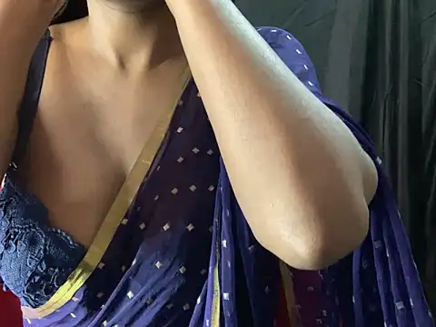 Sexy trisha  7 online show from January 28, 2025, 4:19 pm