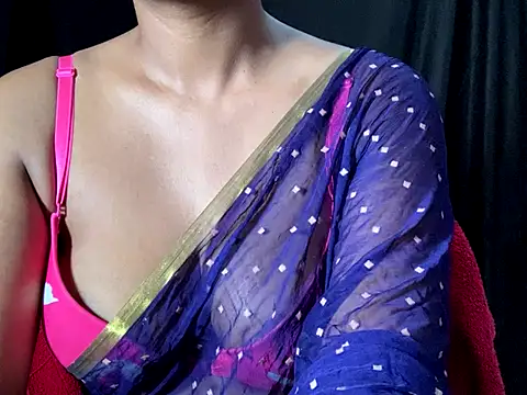 Snapshot of Sexy_trisha__7 chatting on September 22, 2025, 8:27 am Sexy trisha  7 online show from September 22, 2025, 8:27 am