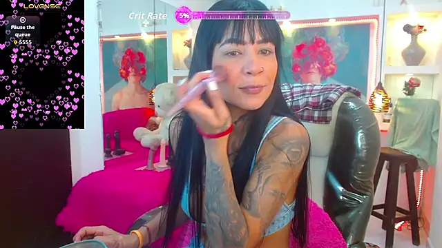 Snapshot of lorenapinto chatting on October 5, 2025, 9:13 pm lorenapinto online show from October 5, 2025, 9:13 pm
