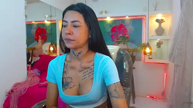 Snapshot of lorenapinto chatting on October 9, 2025, 2:53 am lorenapinto online show from October 9, 2025, 2:53 am
