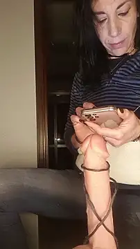 freyamoret online show from January 14, 2026, 5:13 am