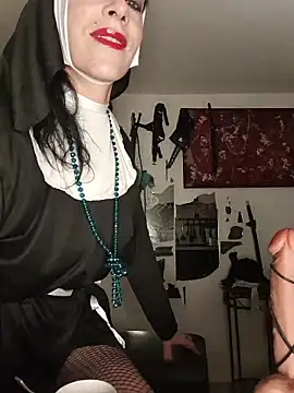 freyamoret online show from May 10, 2026, 2:06 am