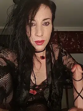 freyamoret online show from June 5, 2026, 2:18 am
