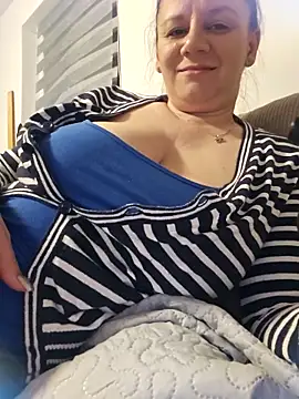 KristenVega online show from February 28, 2025, 6:20 pm