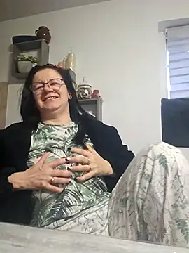 Snapshot of KristenVega chatting on February 9, 2026, 8:07 am KristenVega online show from February 9, 2026, 8:07 am