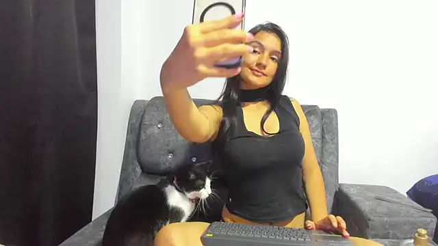 Mayte sexy online show from October 6, 2025, 11:57 pm