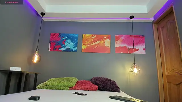 summer lee  online show from February 15, 2025, 6:33 pm