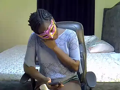 Snapshot of QueenJelly_Sexy chatting on September 21, 2025, 5:53 am QueenJelly Sexy online show from September 21, 2025, 5:53 am