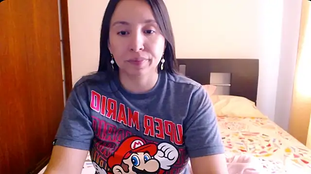 emely sexx20 online show from December 2, 2024, 6:43 pm