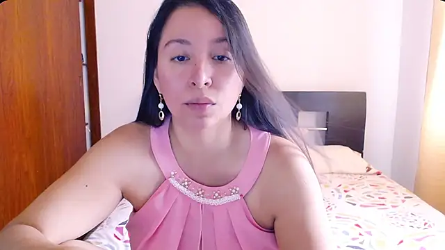emely sexx20 online show from December 3, 2024, 3:22 pm