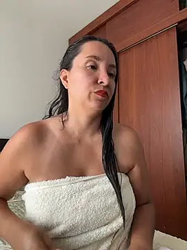 emely sexx20 online show from March 31, 2026, 5:02 pm