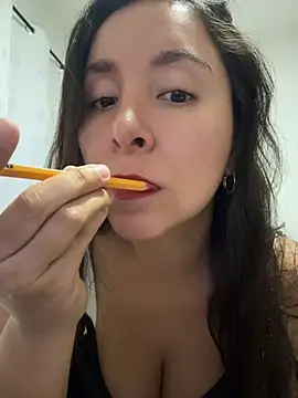 emely sexx20 online show from April 30, 2026, 10:58 pm