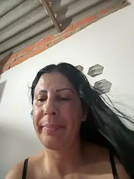 Snapshot of Angelicvill chatting on October 21, 2025, 9:43 am Angelicvill online show from October 21, 2025, 9:43 am