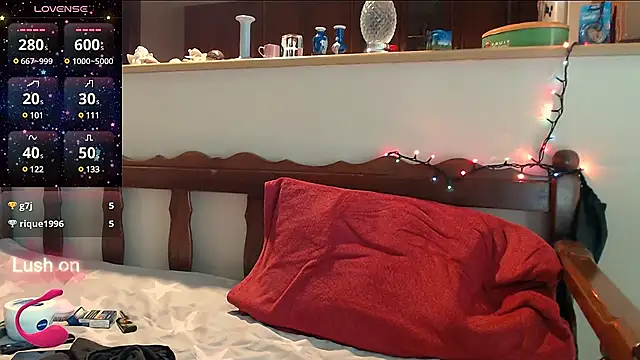 JennaDeluxe online show from January 29, 2025, 7:32 pm