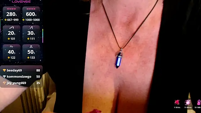 Snapshot of JennaDeluxe chatting on March 8, 2026, 5:28 pm JennaDeluxe online show from March 8, 2026, 5:28 pm