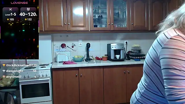 JennaDeluxe online show from April 23, 2026, 7:41 am