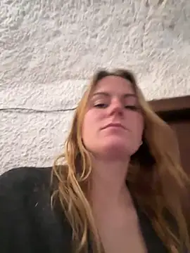 selenaluvv online show from January 16, 2026, 4:11 pm